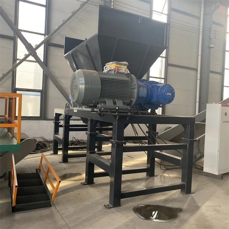 double shaft shredder——Feeding — Dual-shaft Shredding — Anti-jam Reversing — Discharging